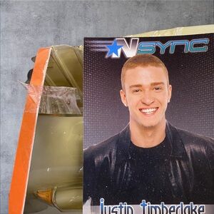 New in box 
*NSYNC JT bobble 2001 certified